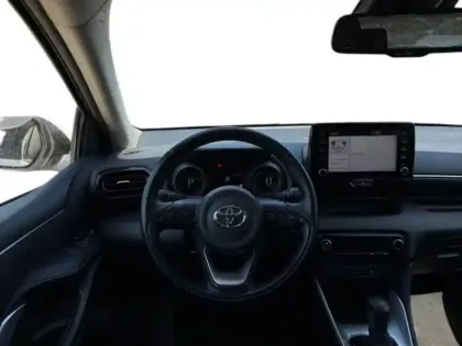 Photo 10 Toyota Yaris  116h Design 5p MY22