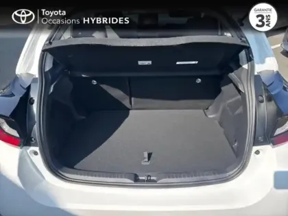Photo 9 Toyota Yaris  116h Dynamic Business 5p + Programme Beyond Zero Academy MY22