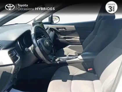 Photo 5 Toyota C-HR  122h Design 2WD E-CVT RC18