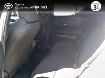 Photo 6 Toyota C-HR  122h Design 2WD E-CVT RC18
