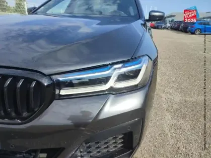 Photo 27 BMW Serie 5 Série 5 545eA xDrive 394ch M Sport Steptronic