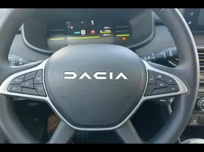 Photo 8 Dacia Jogger  1.6 hybrid 140ch Extreme 7 places -24