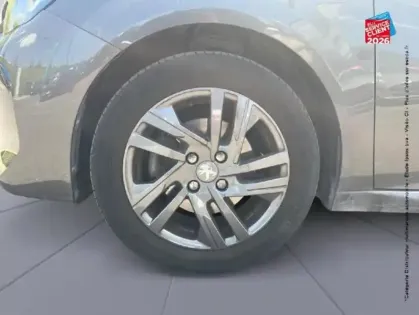 Photo 9 Peugeot 208  1.2 PureTech 100ch S&S Style EAT8