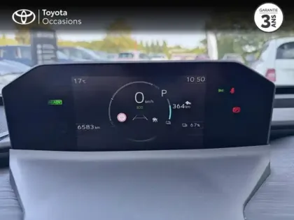 Photo 13 Toyota C-HR + 224ch 77kWh Design Grande Autonomie NG25