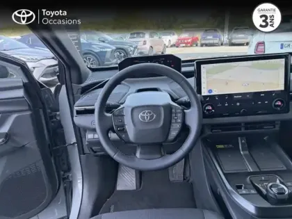Photo 8 Toyota C-HR + 224ch 77kWh Design Grande Autonomie NG25