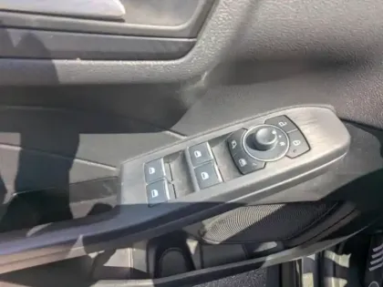 Photo 12 Ford Kuga  2.5 Duratec 180ch Hybrid FlexiFuel ST-Line Powershift