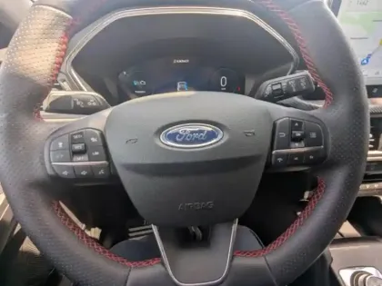 Photo 15 Ford Kuga  2.5 Duratec 180ch Hybrid FlexiFuel ST-Line Powershift