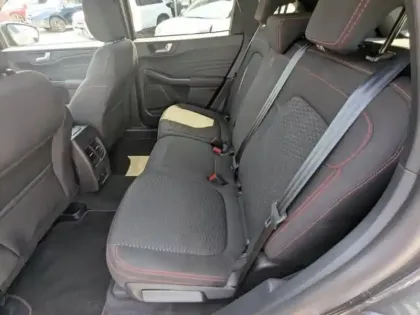 Photo 11 Ford Kuga  2.5 Duratec 180ch Hybrid FlexiFuel ST-Line Powershift
