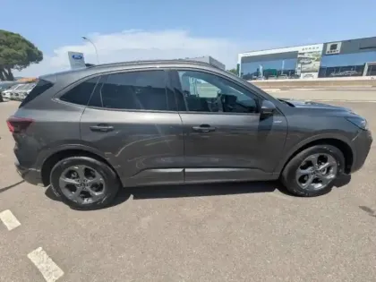 Photo 8 Ford Kuga  2.5 Duratec 180ch Hybrid FlexiFuel ST-Line Powershift