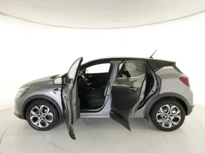 Photo 12 Renault Captur  1.3 TCe mild hybrid 140ch Techno