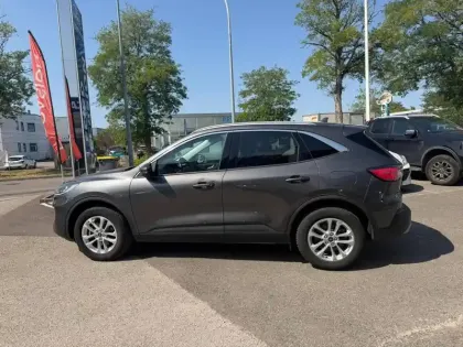 Photo 7 Ford Kuga  2.5 Duratec 190ch FHEV Titanium BVA