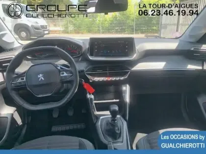 Photo 7 Peugeot 208  1.2 PureTech 100ch S&S Style