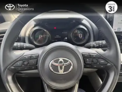 Photo 8 Toyota Yaris  116h Iconic 5p MY22