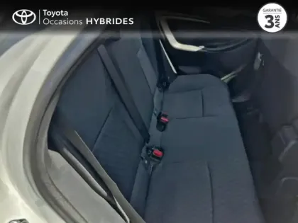 Photo 6 Toyota Yaris  116h Design 5p MY22