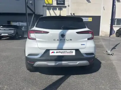 Photo 5 Renault Captur  1.6 E-Tech hybride 145ch Intens -21