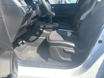 Photo 9 Renault Captur  1.6 E-Tech hybride 145ch Intens -21