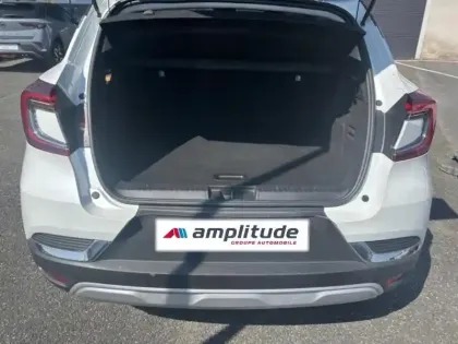 Photo 12 Renault Captur  1.6 E-Tech hybride 145ch Intens -21