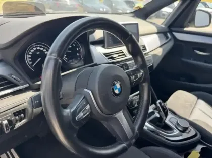 Photo 12 BMW Serie 2 Série 2 ActiveTourer 218dA 150ch M Sport