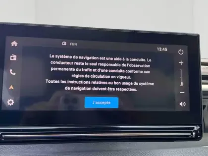 Photo 12 Citroën C3 Aircross  1.2 Hybride 145ch MAX e-DCS6