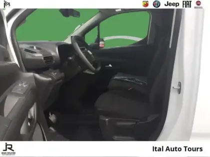 Photo 9 Fiat Doblo  Fg M Diesel 130ch automatique Pack Premium Connect