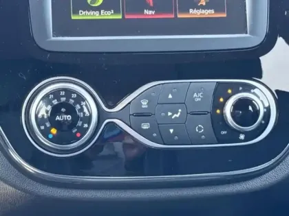 Photo 14 Renault Captur  1.3 TCe 130ch FAP Intens EDC