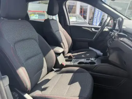 Photo 10 Ford Kuga  2.5 Duratec 190ch FHEV E85 ST-Line BVA