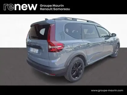 Photo 5 Dacia Jogger  1.6 hybrid 140ch Extreme 7 places -24