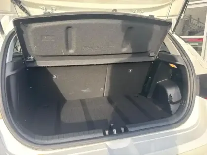 Photo 6 Hyundai I20  1.0 T-GDi 100ch Hybrid Intuitive