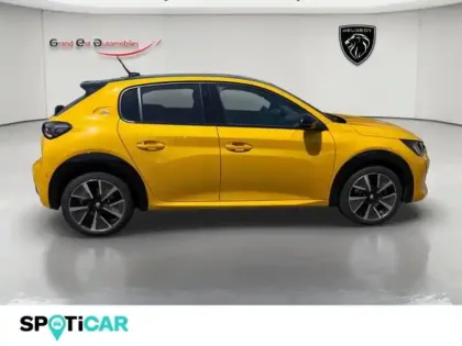 Photo 7 Peugeot 208  e- 136ch GT