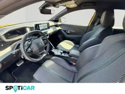 Photo 12 Peugeot 208  e- 136ch GT