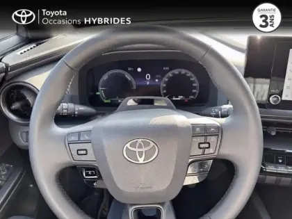 Photo 12 Toyota C-HR  1.8 Hybride 140ch Dynamic MY26
