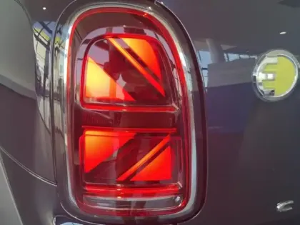 Photo 13 Mini Countryman  Cooper SE 125ch + 95ch Edition Premium ALL4 BVA6
