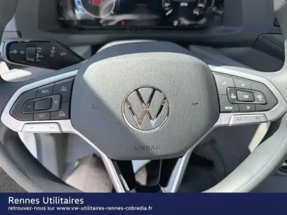 Photo 13 Volkswagen Crafter  Fg 30 L3H3 2.0 TDI 140ch Business Traction