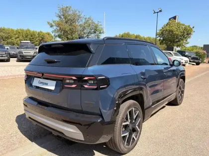Photo 7 Jeep Compass  1.6 Turbo T4 225ch e-Hybrid Plug-in Summit BVR7
