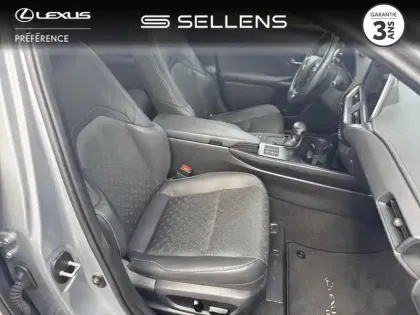 Photo 5 Lexus UX  250h 2WD Pack Business Plus + Stage Hybrid Academy MY21