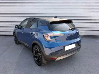 Photo 6 Renault Captur Nouveau E-Tech full hybrid 160 ch esprit Alpine