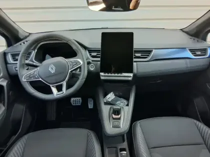 Photo 12 Renault Captur Nouveau E-Tech full hybrid 160 ch esprit Alpine
