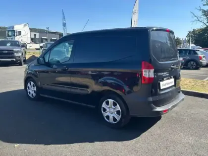 Photo 12 Ford Transit Courier Fourgonnette 1.0E 100ch Stop&Start Trend