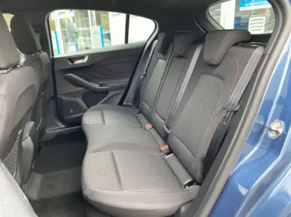 Photo 8 Ford Focus 1.0 Flexifuel mHEV 125ch ST-Line Design