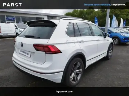 Photo 6 Volkswagen Tiguan 2.0 TDI 150ch Black R-Line DSG7 Euro6d-T