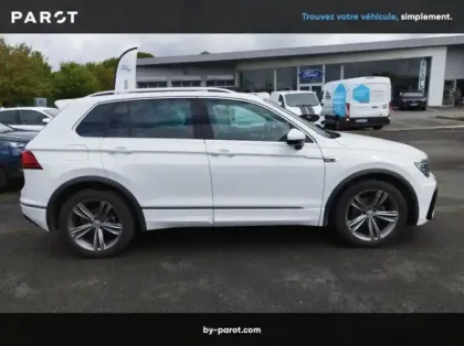 Photo 5 Volkswagen Tiguan 2.0 TDI 150ch Black R-Line DSG7 Euro6d-T