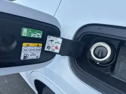Photo 29 Ford Kuga 2.5 Duratec 180ch Hybrid FlexiFuel ST-Line X Powershift