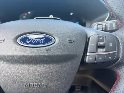 Photo 20 Ford Kuga 2.5 Duratec 180ch Hybrid FlexiFuel ST-Line X Powershift
