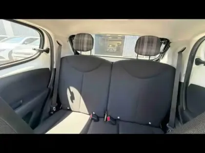 Photo 21 Peugeot 108 VTi 72 Top! Style 5p