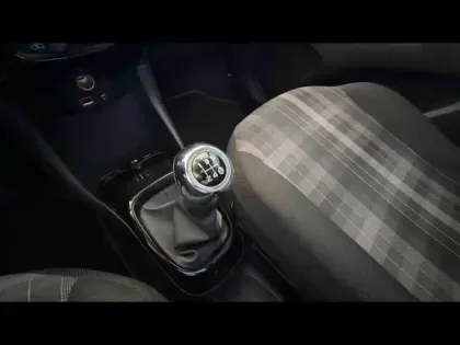 Photo 15 Peugeot 108 VTi 72 Top! Style 5p