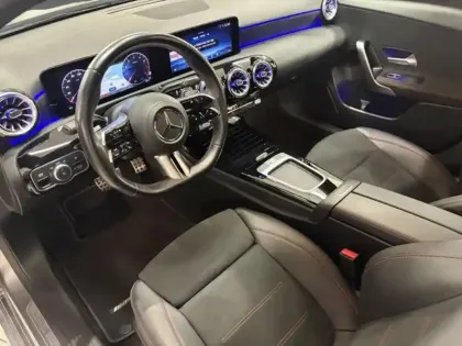 Photo 11 Mercedes Classe A 200 AMG Line