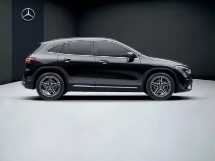 Photo 5 Mercedes GLA 220 d 4MATIC AMG Line