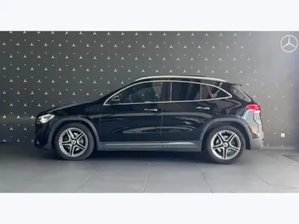Photo 25 Mercedes GLA 220 d 4MATIC AMG Line