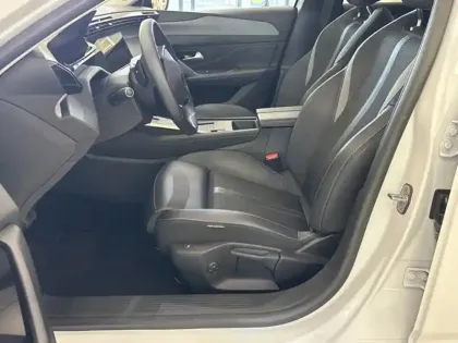 Photo 12 Peugeot 308 Allure
