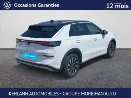 Photo 31 Volkswagen T-roc 1.5 ETSI EVO2 HYBRID 150 CH DSG7